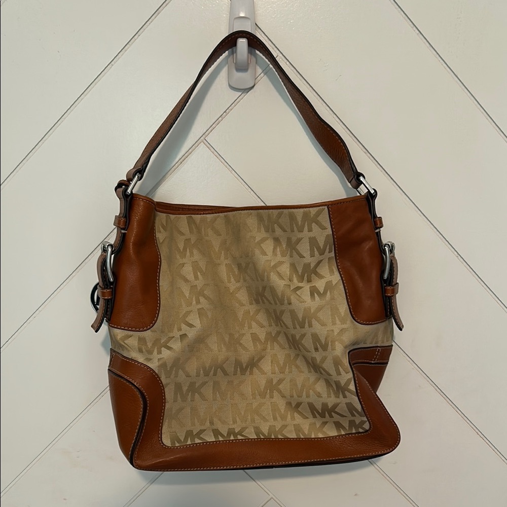 Michael Kors Tan and Brown Shoulder Bag with Elegant Design